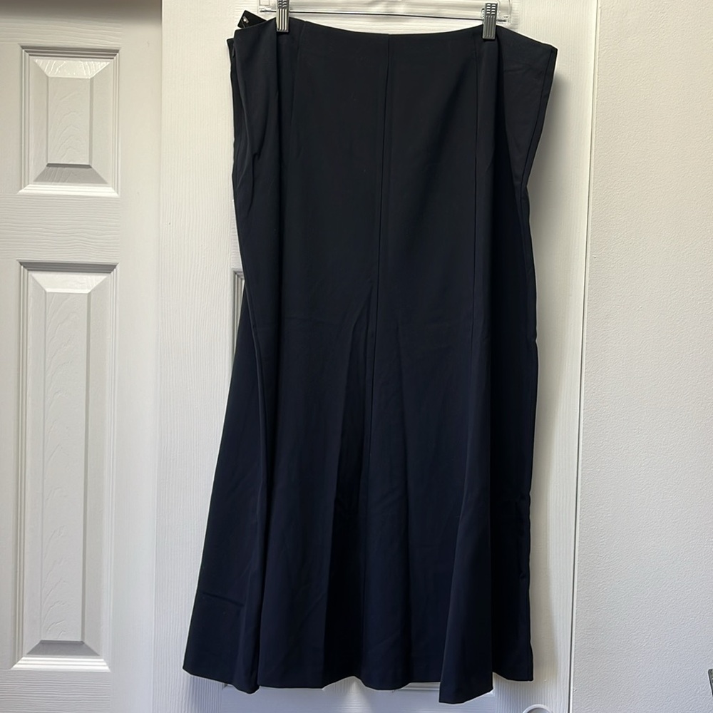 East5th Skirt NWT - Picture 3 of 5